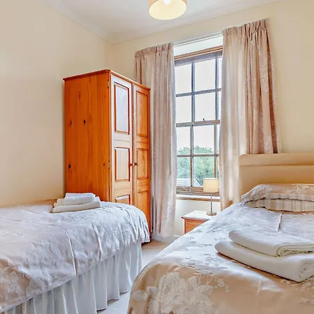 2 Bed In Mullion Sowan * Cury